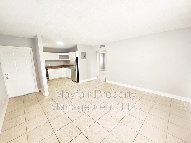 Foto del edificio - 430 NW 40th Ct