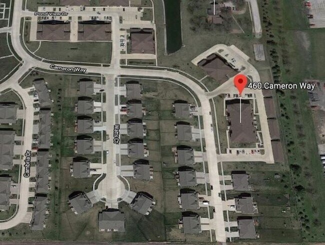 Building Photo - $1,700 | 3 Bedrooms, 2 Bathroom Condo | Pe...