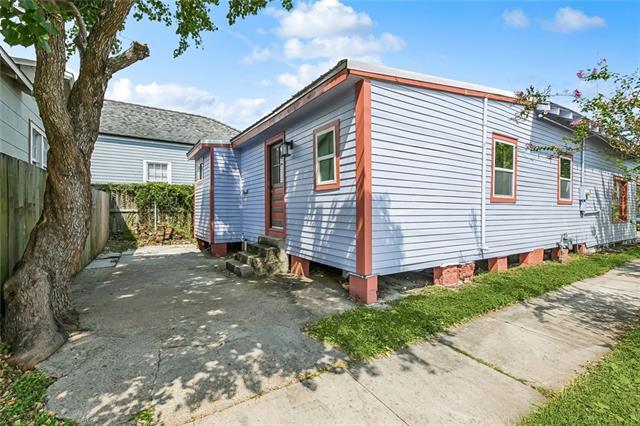 Building Photo - 843 Elmira Ave