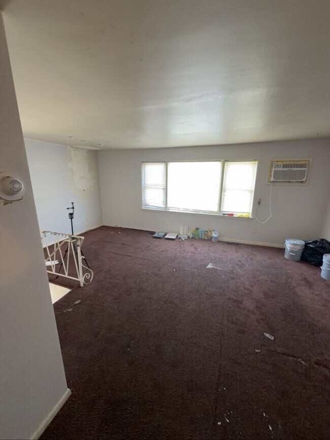 Photo - 2607 TREMONT ST Apartment