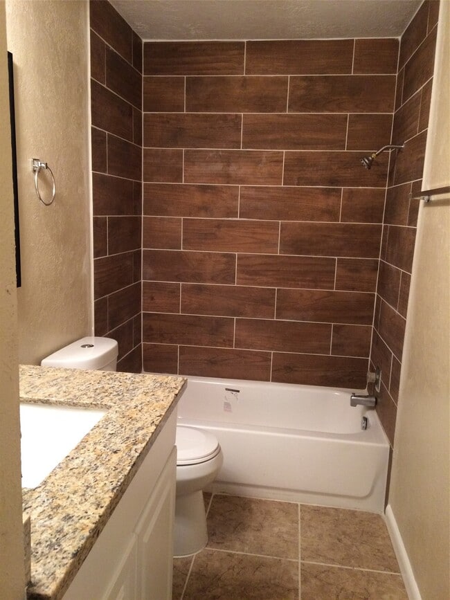 Building Photo - 10919 Loch Bend Ct