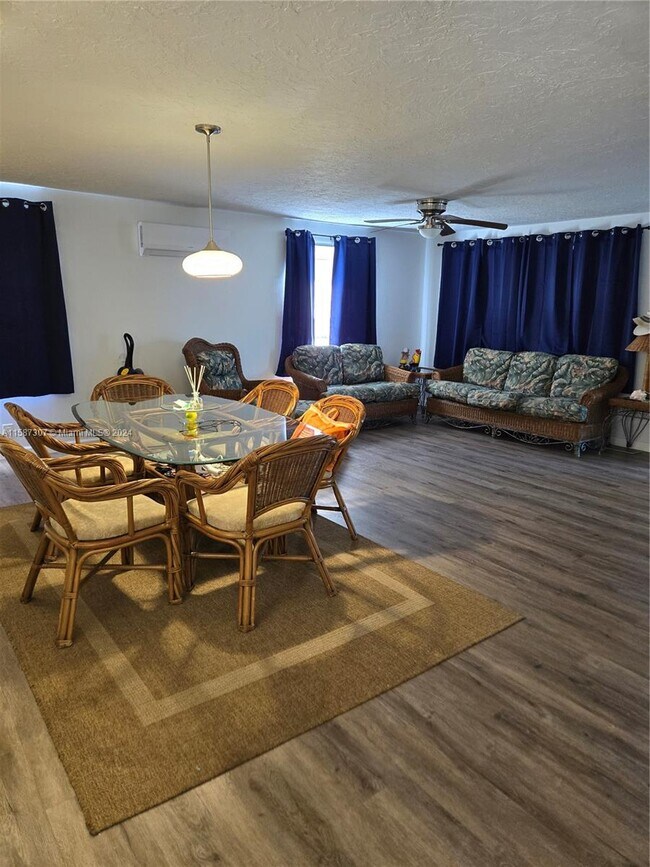 Foto del edificio - 108 Coral Way