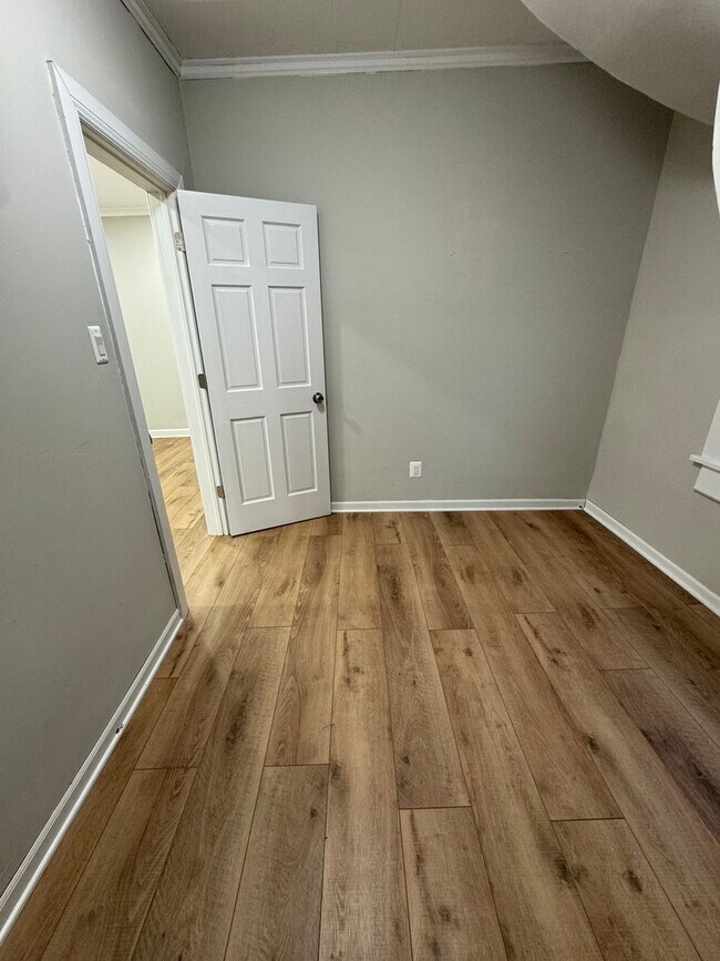 Foto del edificio - 3912 N Nora Ave