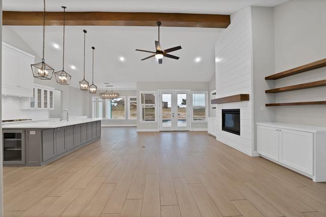 Foto del edificio - 8138 Dollar Ln