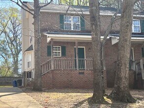Building Photo - 711 Carolina Ave