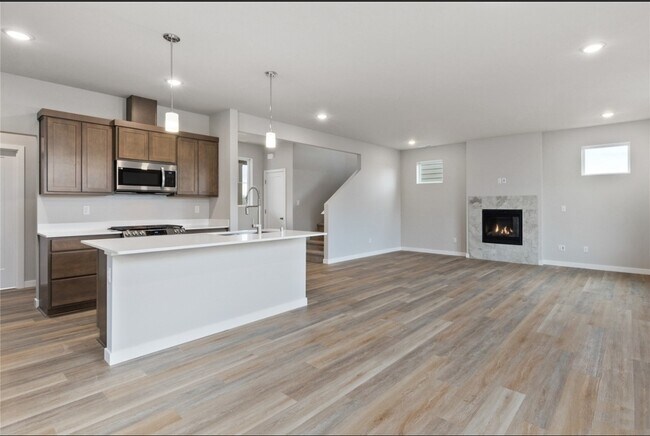 Foto del edificio - 4502 Eddie Ln