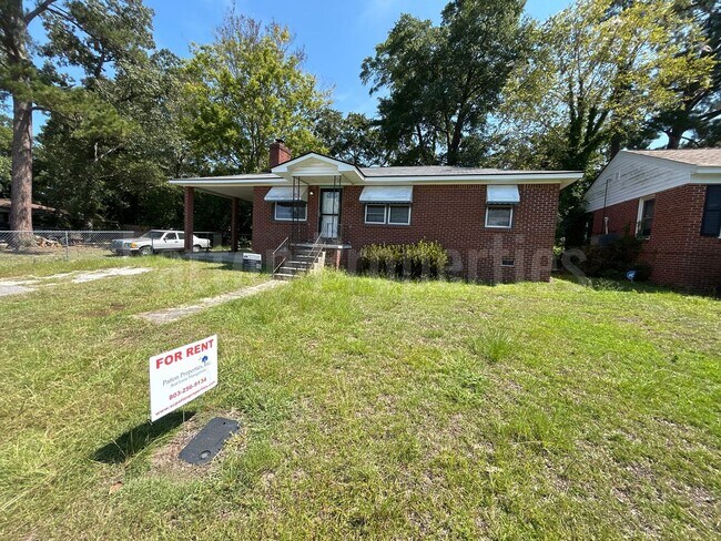 Building Photo - 1700 Broadland Ave