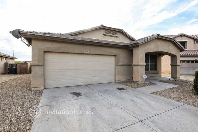 Building Photo - 6826 S 30th Ln