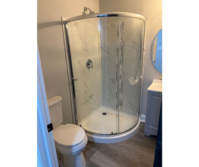 Building Photo - 3325 E Monument St