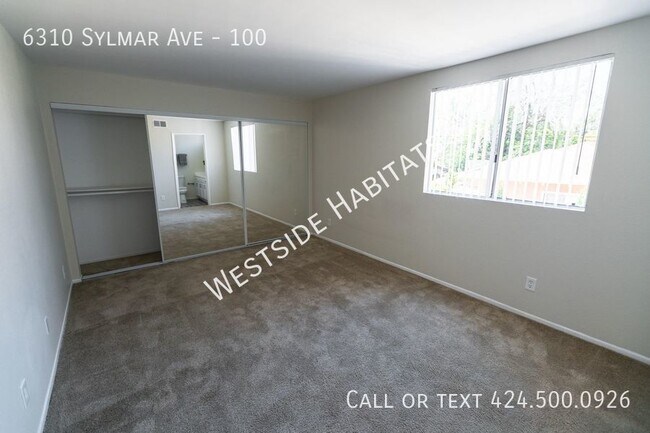 Foto del edificio - 6310 Sylmar - Gorgeous, fully renovated bu...
