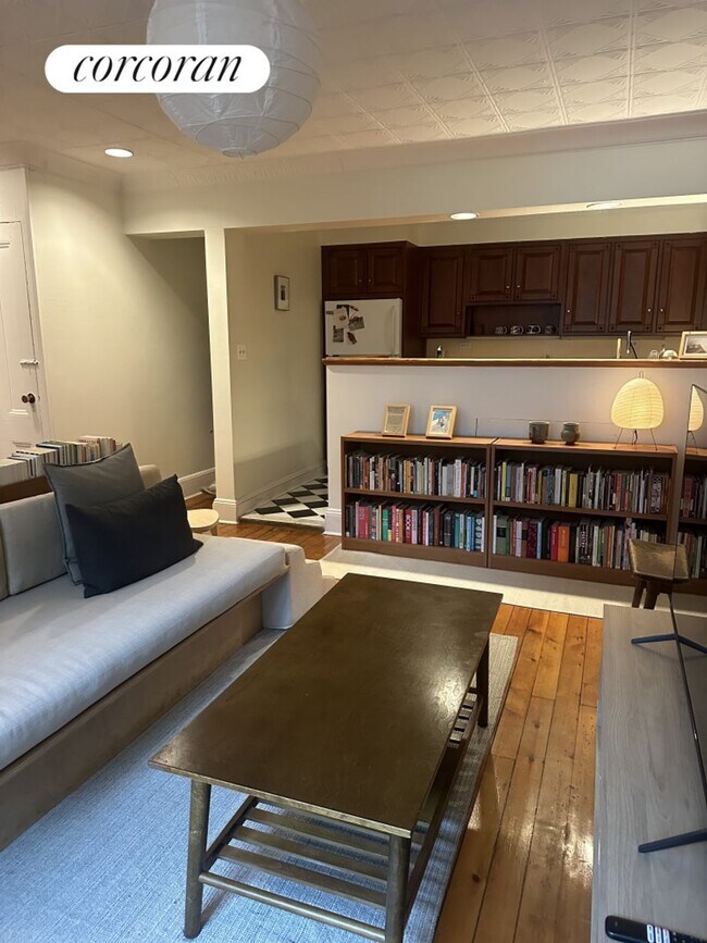 Foto del edificio - 351A 14th St