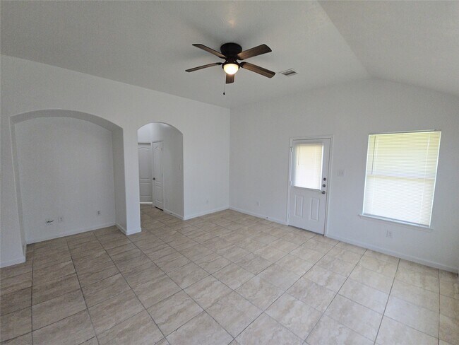 Foto del edificio - 1306 Squire Dr
