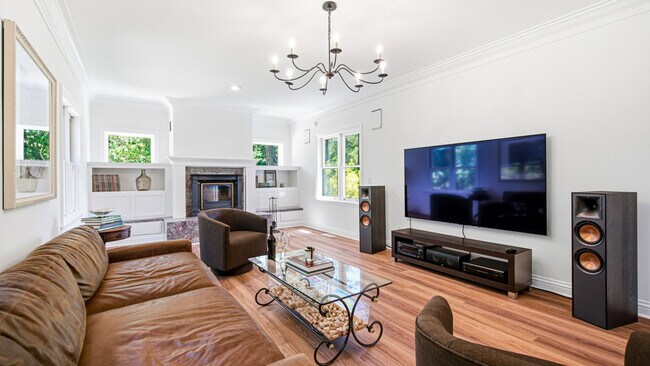 Foto del edificio - 3245 W Dry Creek Rd