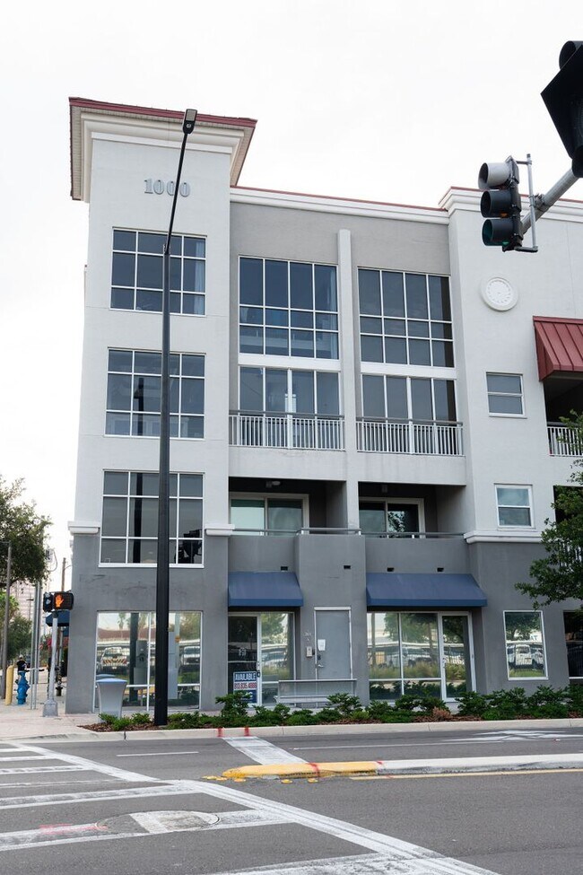 Building Photo - 1002 Channelside Dr - #2C - LO