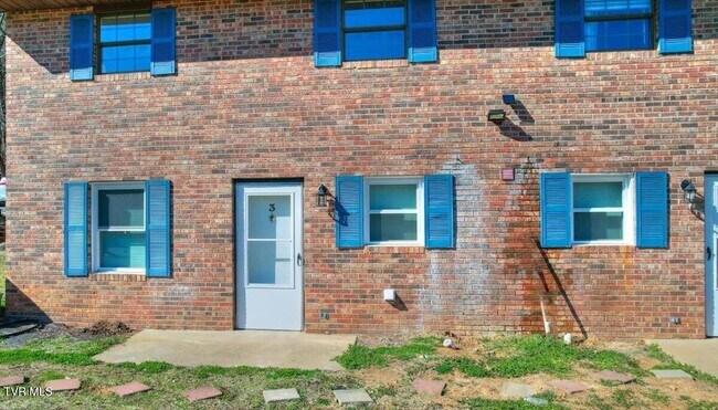 Foto del edificio - 241 Parker St
