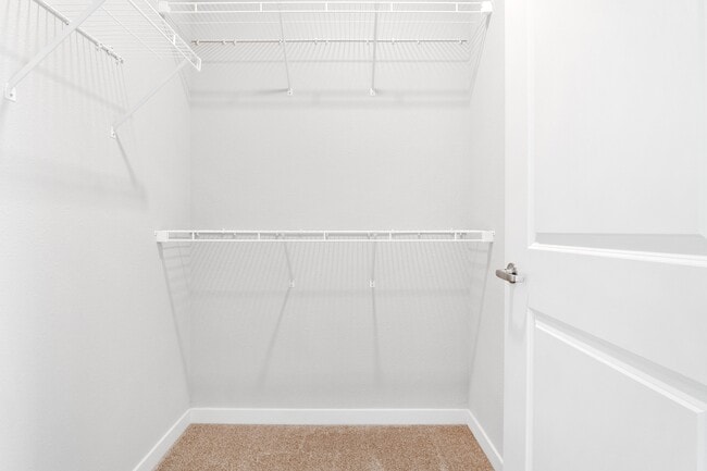 Interior Photo - Aventura at Hawk Ridge