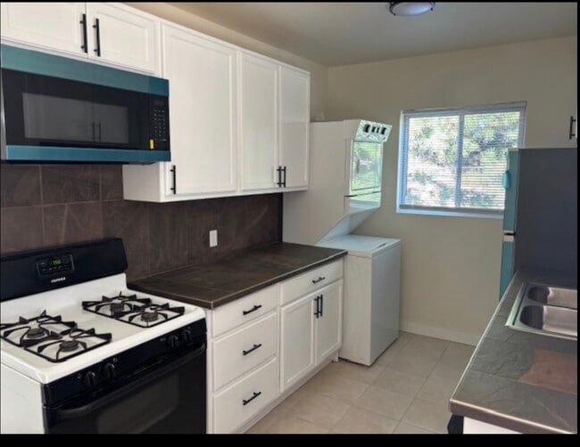 Foto del edificio - 9111 Cattaraugus Ave