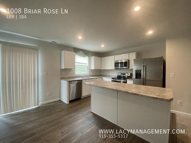Building Photo - 1008 Briar Rose Ln