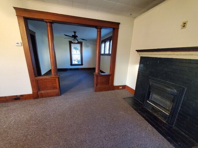 Foto del edificio - 678 Roosevelt St NW