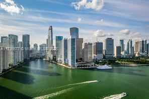 Foto del edificio - 335 S Biscayne Blvd