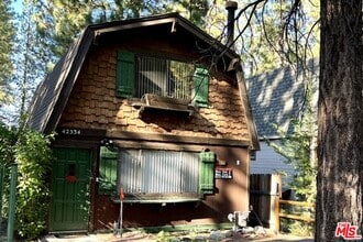 Building Photo - 42534 La Placida Ave
