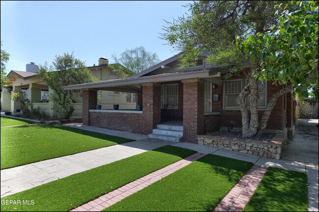 Building Photo - 408 Cincinnati Ave