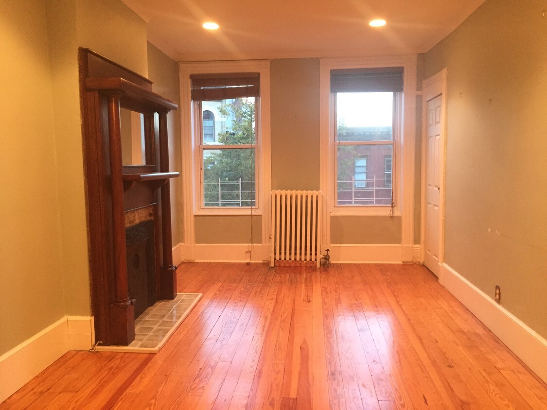 Primary Photo - 314 7th St