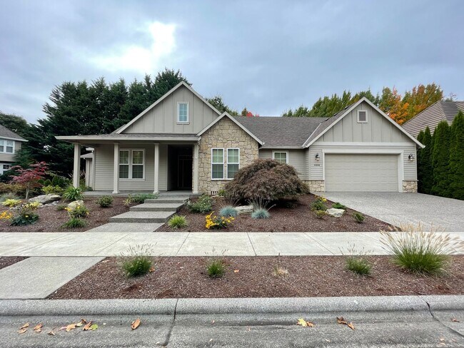 Foto del edificio - Beautiful Custom Built 4 Bed 3 Bath Ranch House with additional bonus room/multi-generational stu...