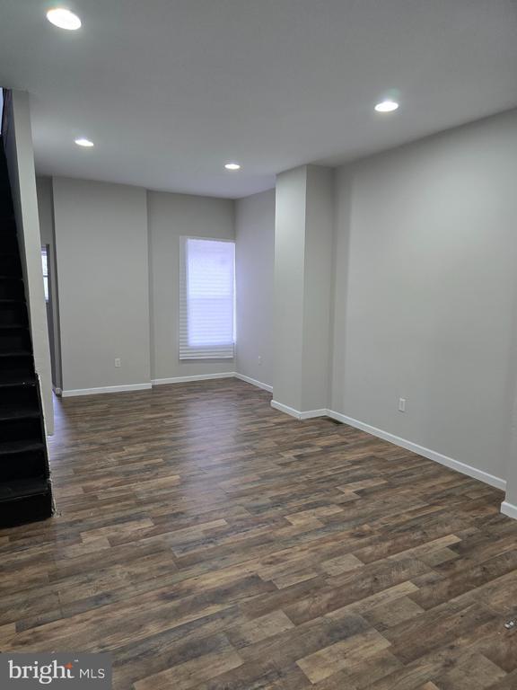 Foto del edificio - 5608 Appletree St