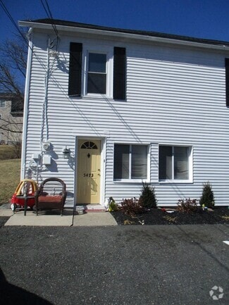 Building Photo - 5473 Main St