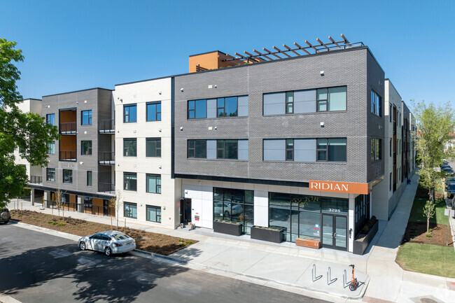 Building Photo - Ridian