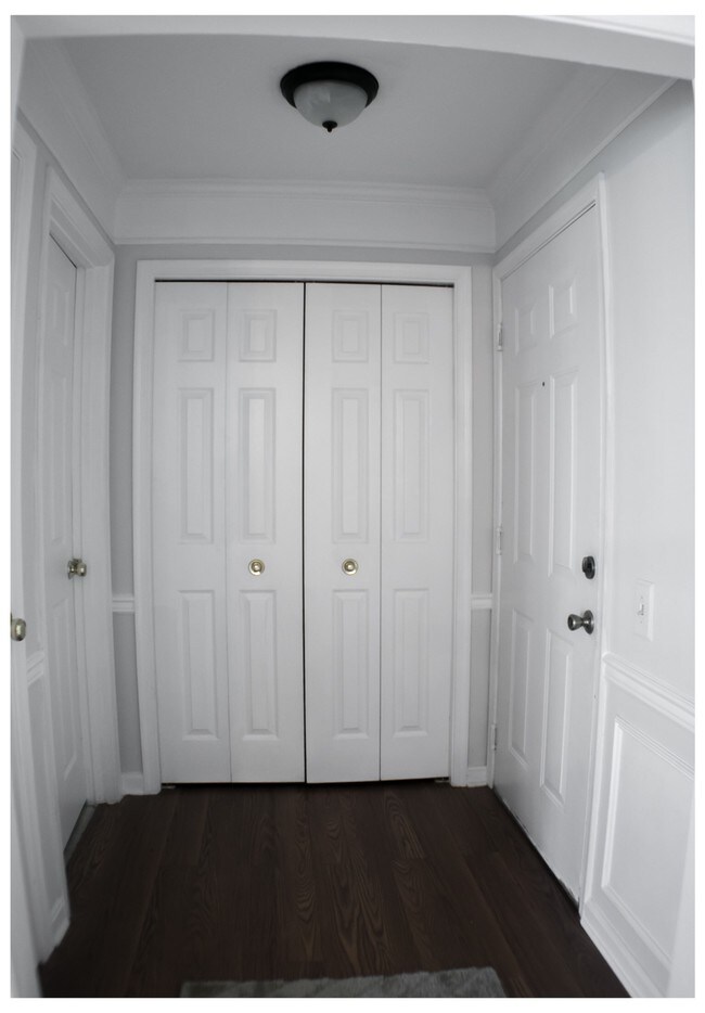 8159 Way Unit 101, Manassas, VA 20109 Condo for Rent in