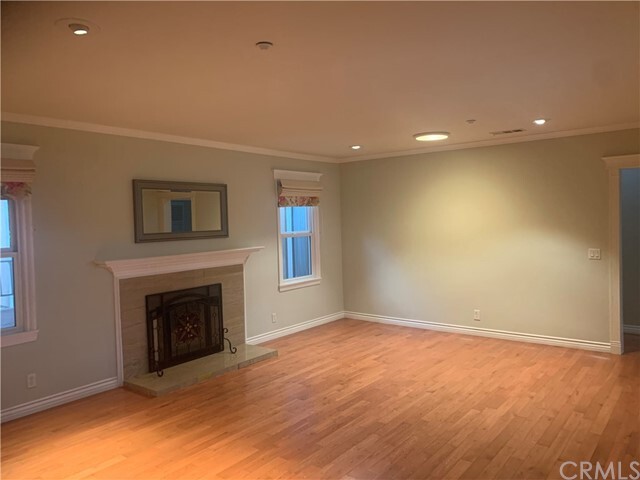 Building Photo - 310 Armada Rd