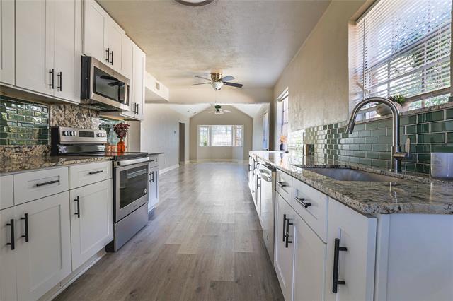 Foto del edificio - 13315 Southview Ln