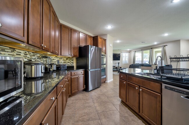 Building Photo - 7520 Fontera Ct