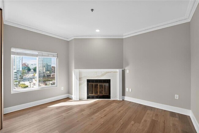 Building Photo - 2161 Peachtree Rd