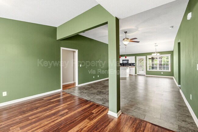 Foto del edificio - 3124 St Charles Ave