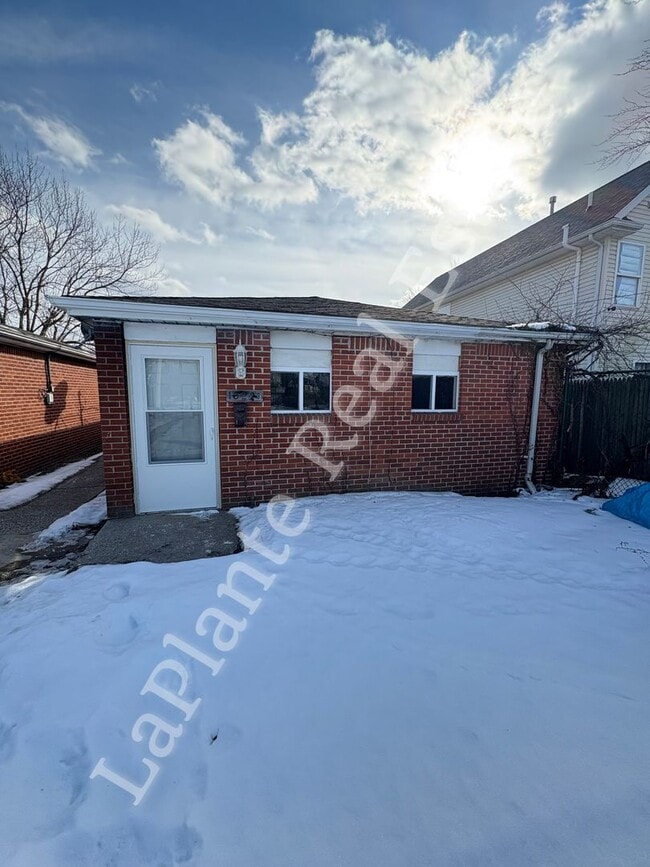 Building Photo - 1622 Milburn Ave