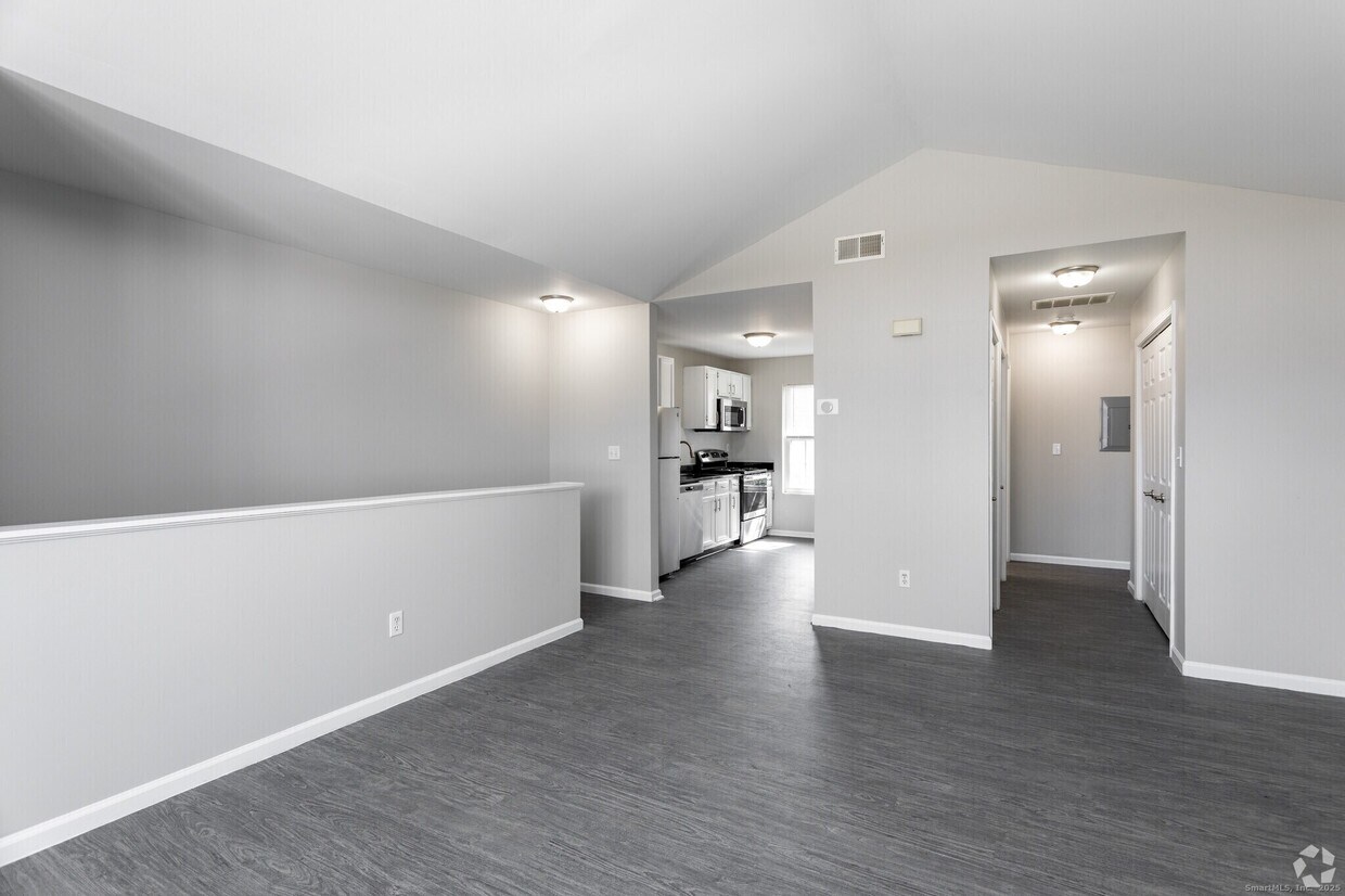 Foto del edificio - 68 W Main St