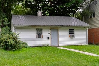 Building Photo - 1634 N Olive St