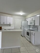Building Photo - 9999 Summerbreeze Dr