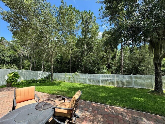 Foto del edificio - 16428 Cedar Run Dr