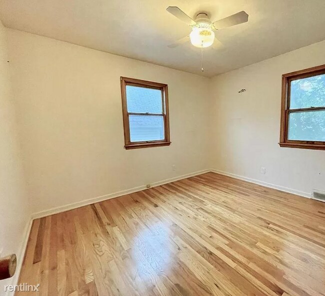Building Photo - 2 br, 2 bath House - 721 W 19th St