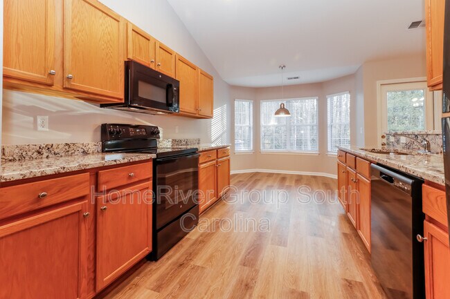 Building Photo - 9068 Fieldstone Trace