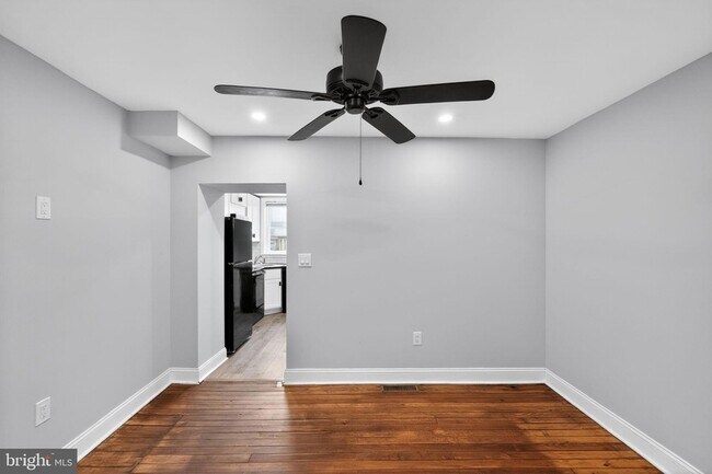 Foto del edificio - 4670 Umbria St