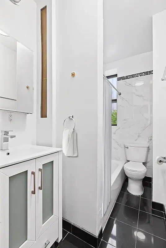 Foto del edificio - 122 Norfolk St