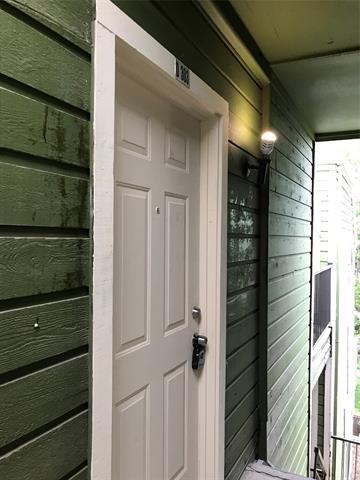 Building Photo - 9807 Walnut St