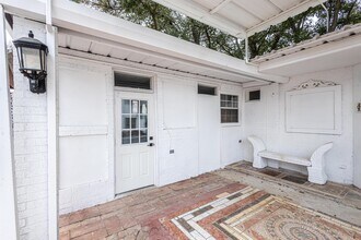 Building Photo - 1420 Corpus Christi St