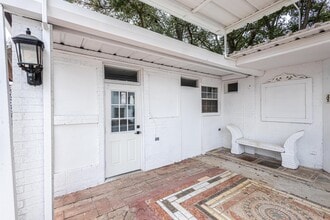 Building Photo - 1420 Corpus Christi St