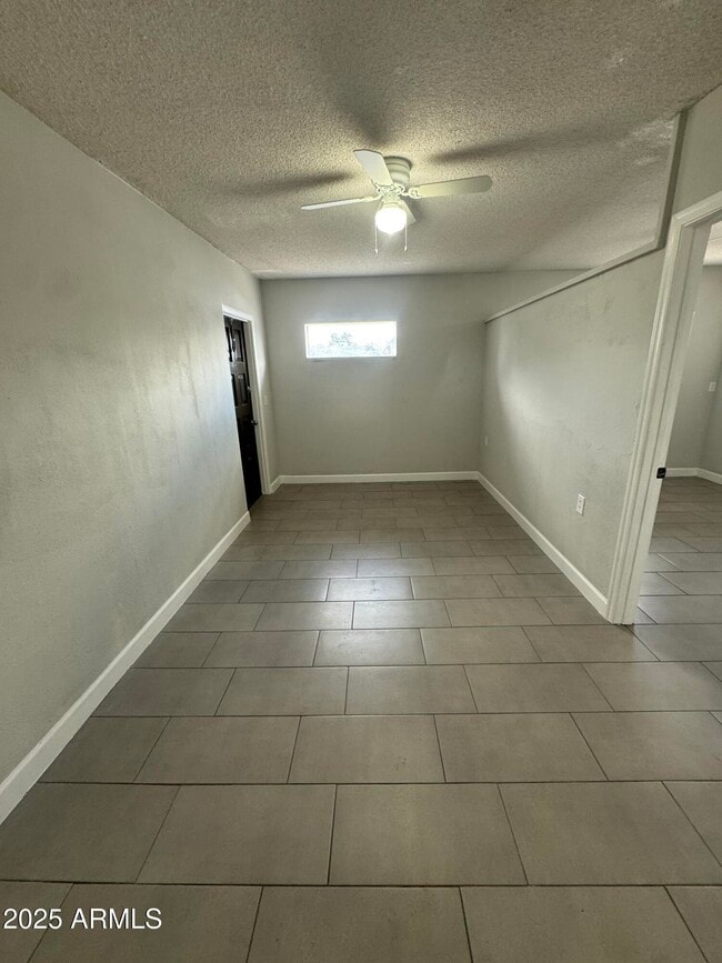 Foto del edificio - 13824 N 33rd Dr